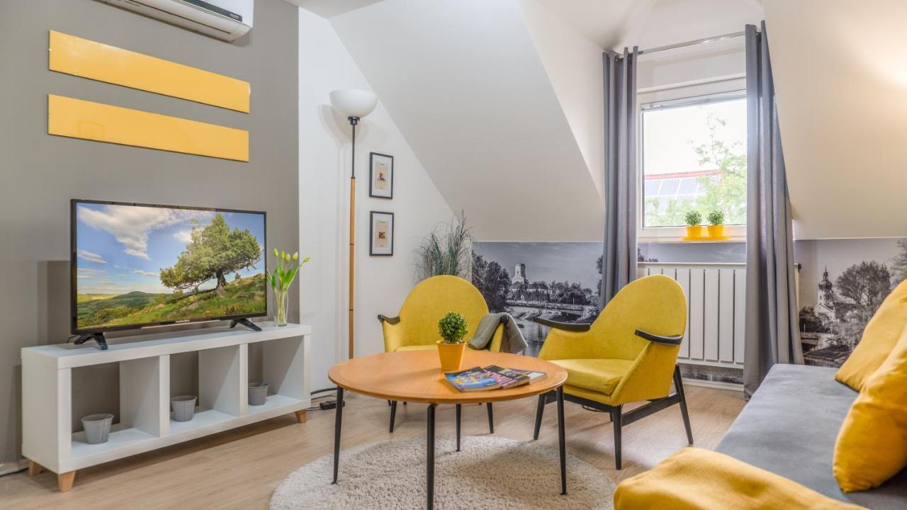 Luxury Studio 24 Győr Extérieur photo