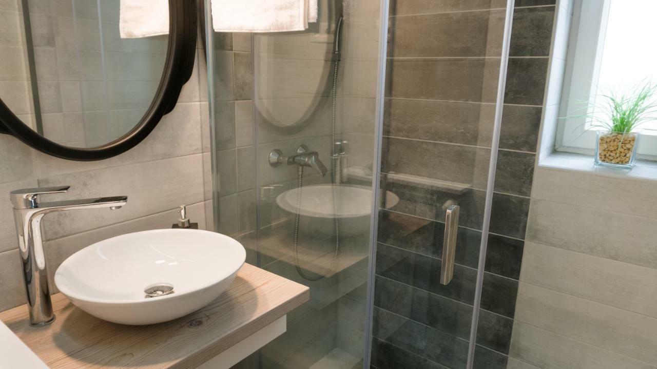 Luxury Studio 24 Győr Extérieur photo