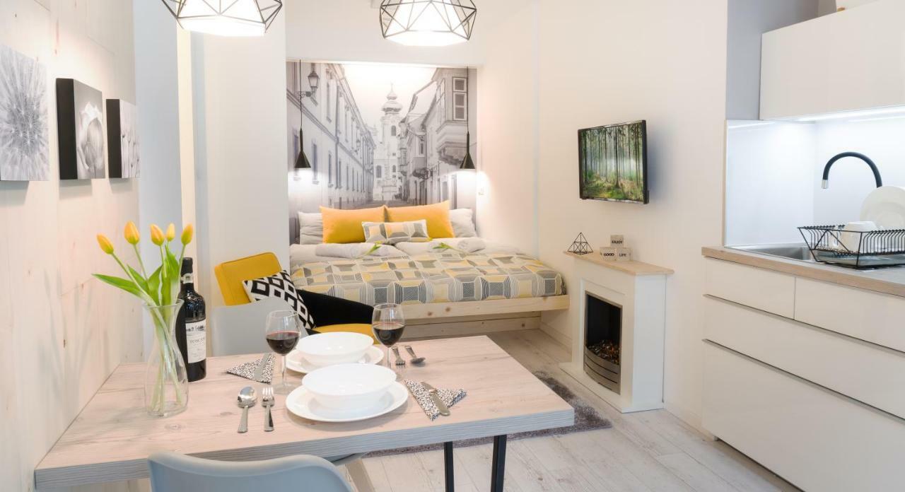Luxury Studio 24 Győr Extérieur photo