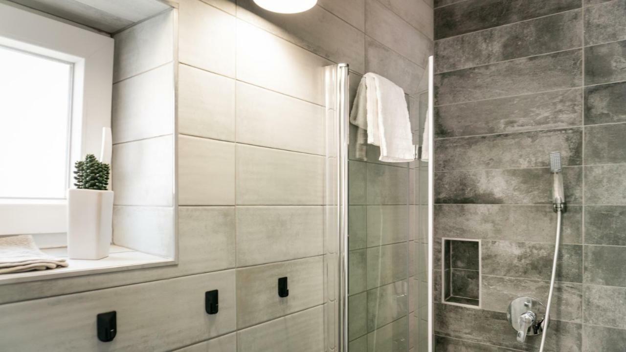 Luxury Studio 24 Győr Extérieur photo