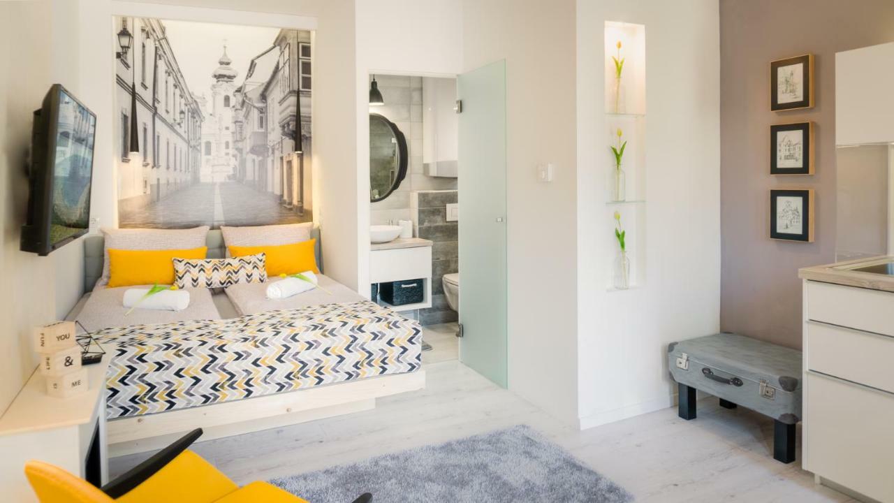 Luxury Studio 24 Győr Extérieur photo